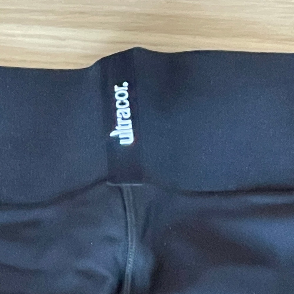 ULTRACOR black leggings